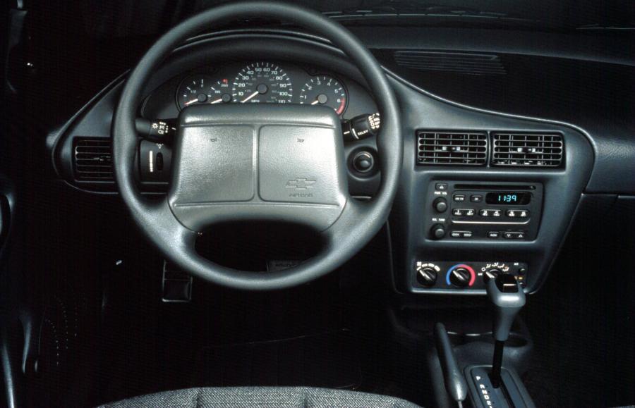  Chevrolet Cavalier 2000 года  (фото 19 из 25)